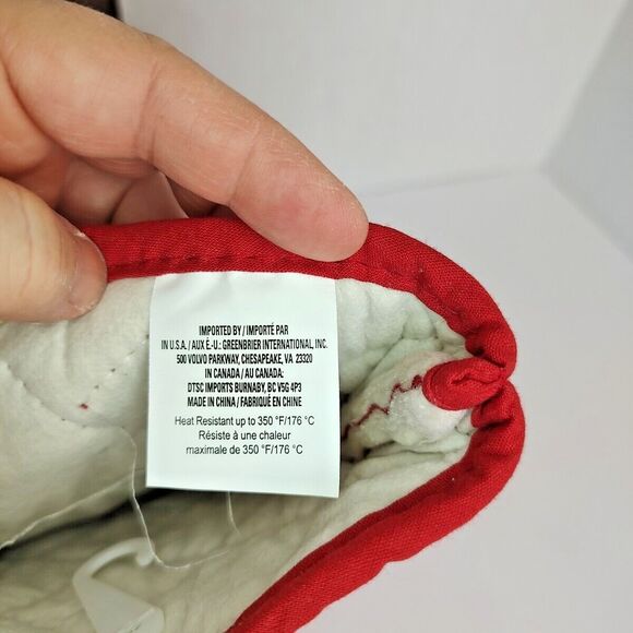 Oven Mitt Glove Cotton 7" x 13" Quilted Red Potholder Pad Mat Christmas Hook - Picture 5 of 7